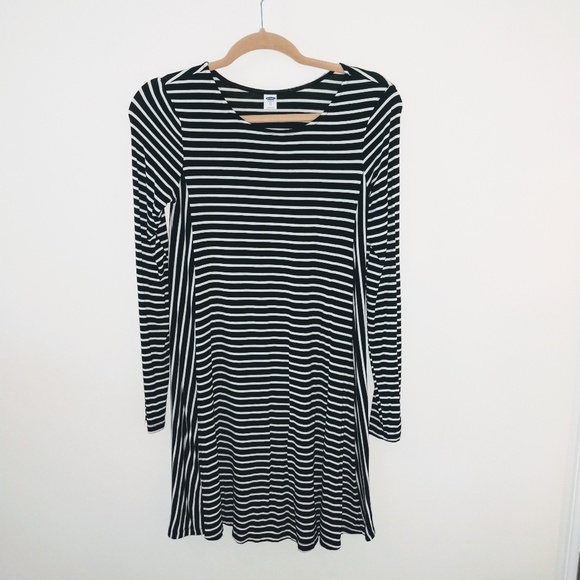 Old Navy Striped Swing Dress - Picture 3 of 5